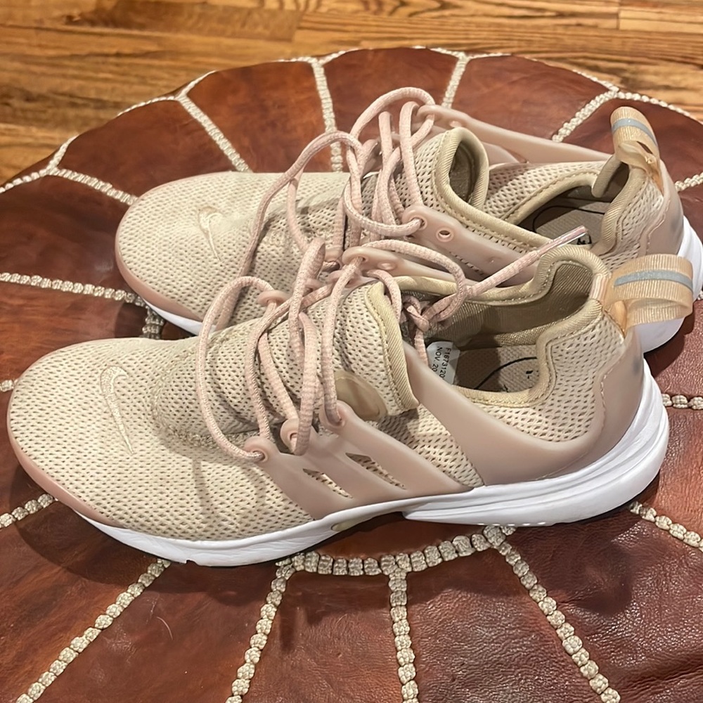 Nike Presto Tennis Shoes
